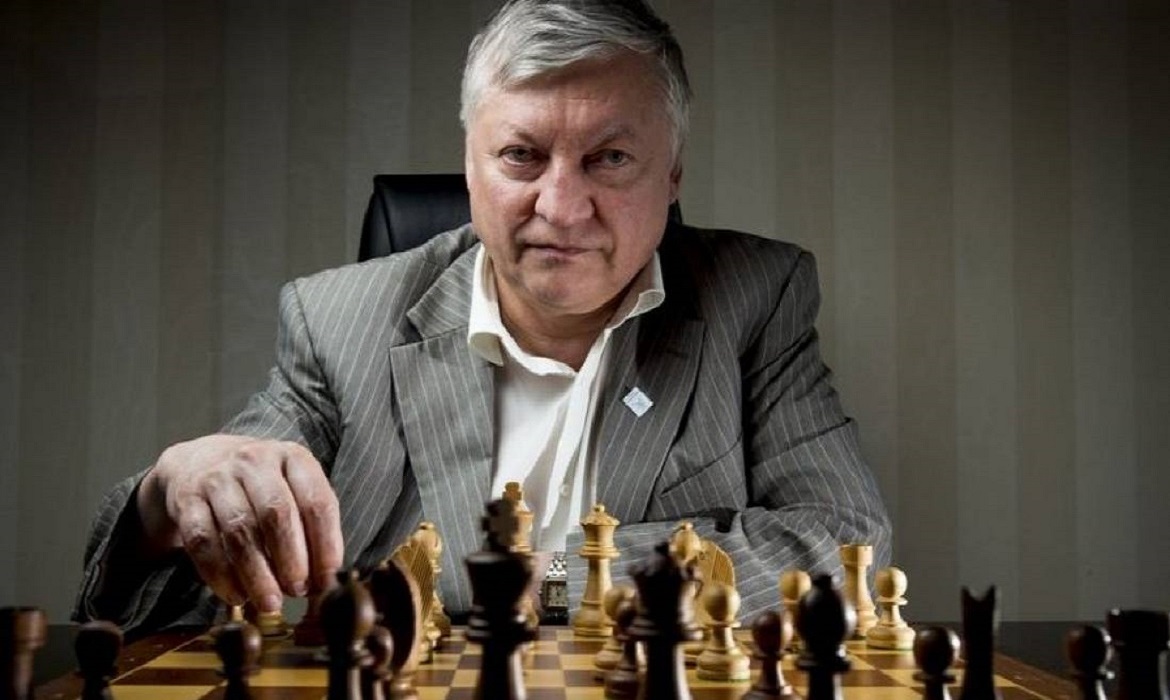 مشاهیر شطرنج | آناتولی کارپف