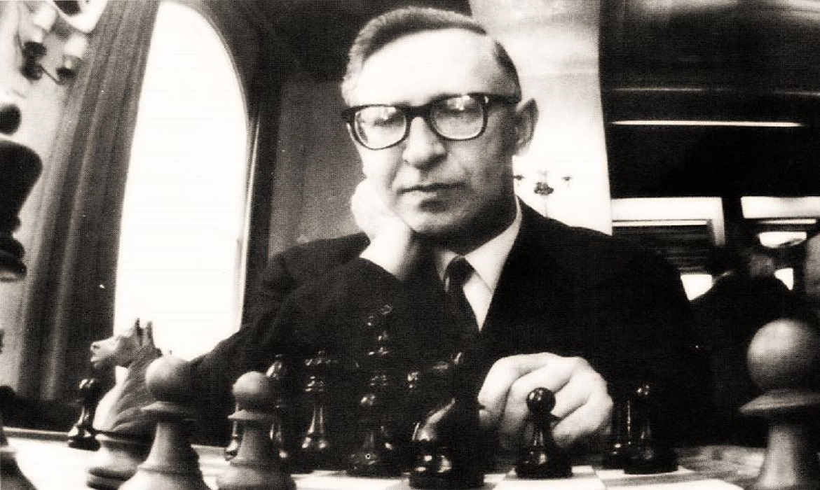 مشاهیر شطرنج | واسیلی اسمیسلوف