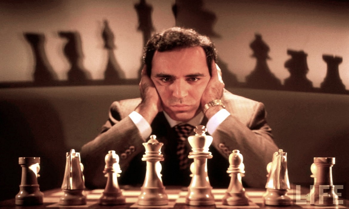 مشاهیر شطرنج | گری کاسپاروف